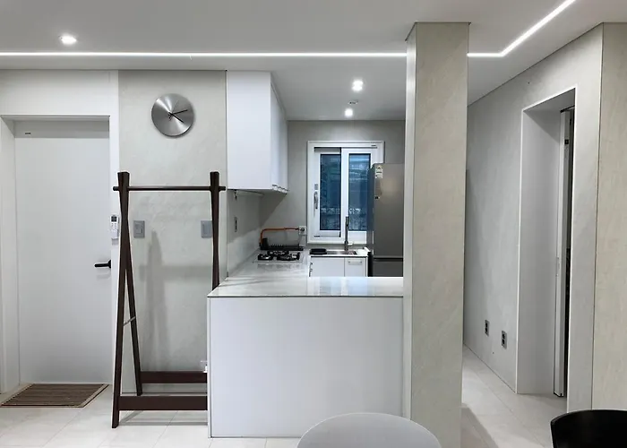 Hongs House 2 5br 4ba Near Station Myeongdong Itaewon 別墅 *
