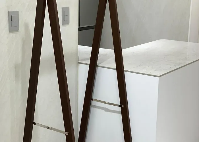 Hongs House 2 5br 4ba Near Station Myeongdong Itaewon 首爾