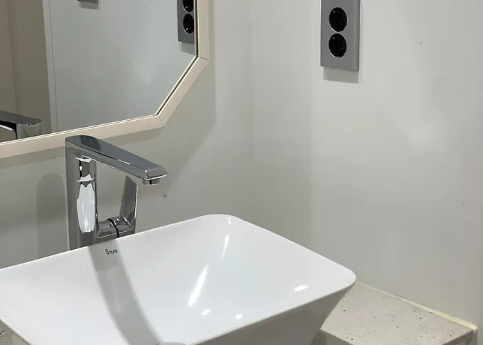 Hongs House 2 5br 4ba Near Station Myeongdong Itaewon * 首爾