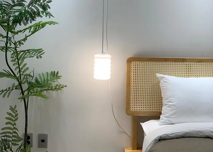 Hongs House 2 5br 4ba Near Station Myeongdong Itaewon * 首爾