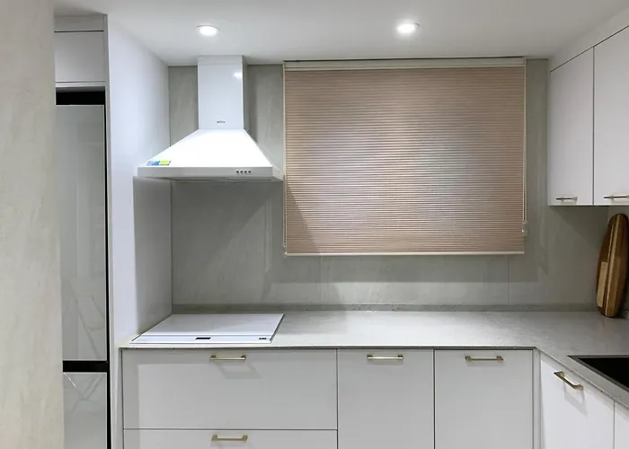 別墅 Hongs House 2 5br 4ba Near Station Myeongdong Itaewon *