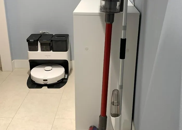 Hongs House 2 5br 4ba Near Station Myeongdong Itaewon *