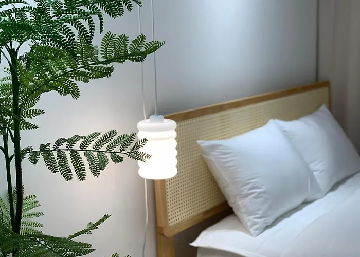 Hongs House 2 5br 4ba Near Station Myeongdong Itaewon