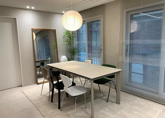 Hongs House 2 5br 4ba Near Station Myeongdong Itaewon 首爾